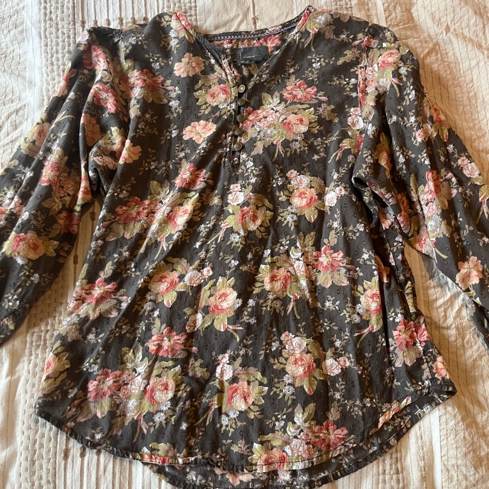 Anthropologie Gray Floral Wrap Blouse with 3/4 Sleeves